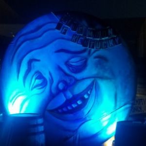 Meet your Posher, Derrick